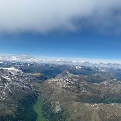Flugwegposition um 13:13:17: Aufgenommen in der Nähe von 39024 Mals, Autonome Provinz Bozen - Südtirol, Italien in 3910 Meter